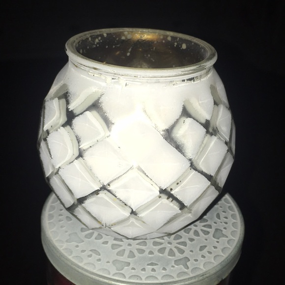 *LAST CHANCE* 4 small candle holders - Picture 5 of 5